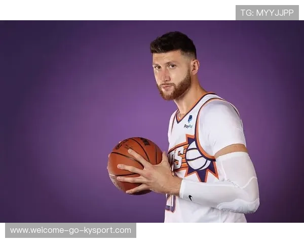 太阳努尔基奇篮板强硬，内线卡位顶住