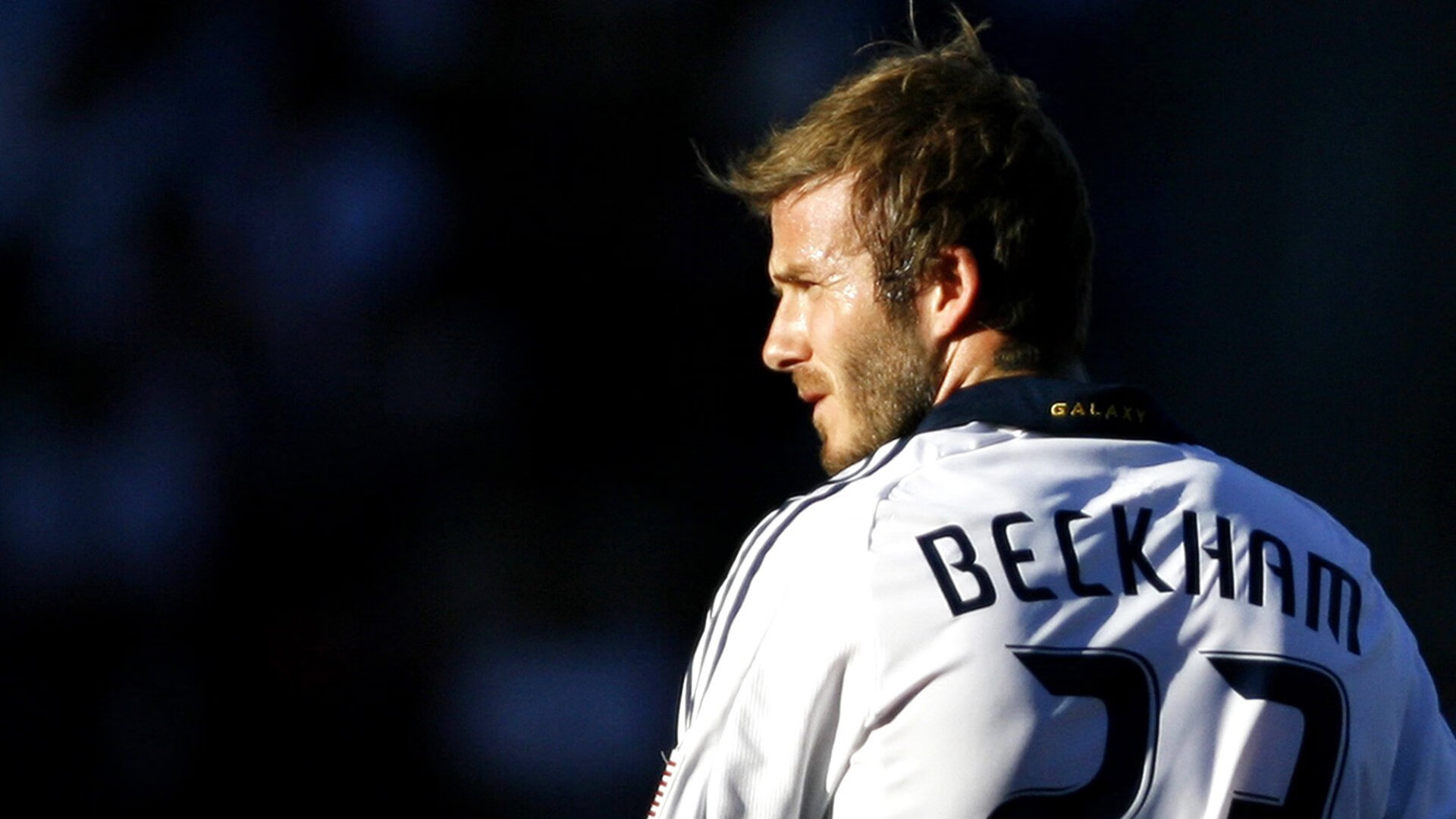 国足训练强度明显提升,国足训练赛